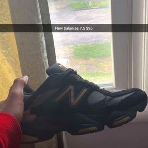 New balance (black and yellow)